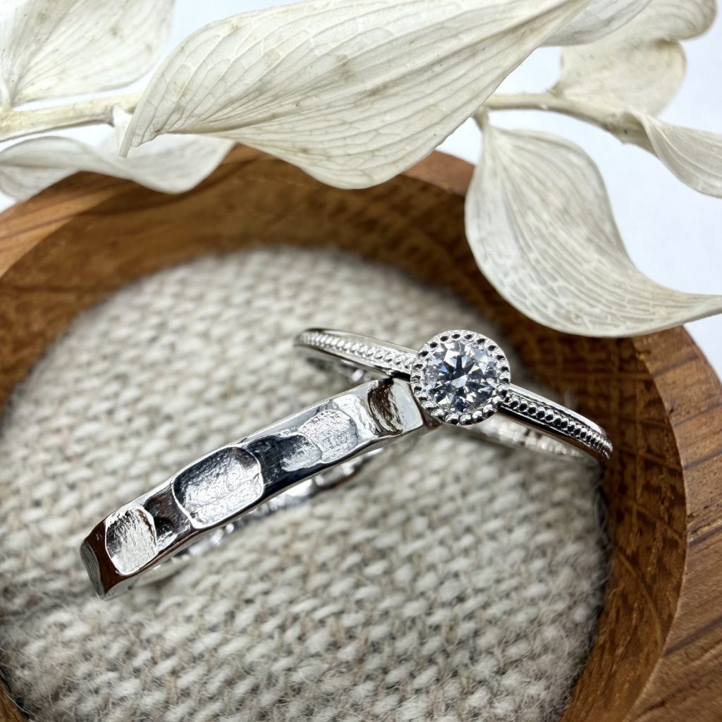 鎚目（つちめ）（2.5mm）・甲丸（1.5mm）